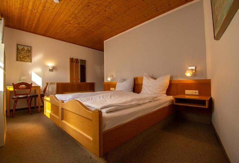 غرفة قياسية, Zum Hirschen   Sulzfeld Am Main