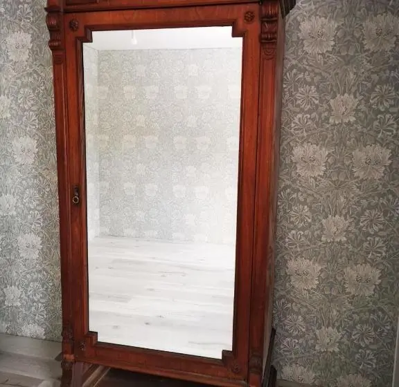 庭の見える１ベッドルームアパートメント, Villa Vintage B&b