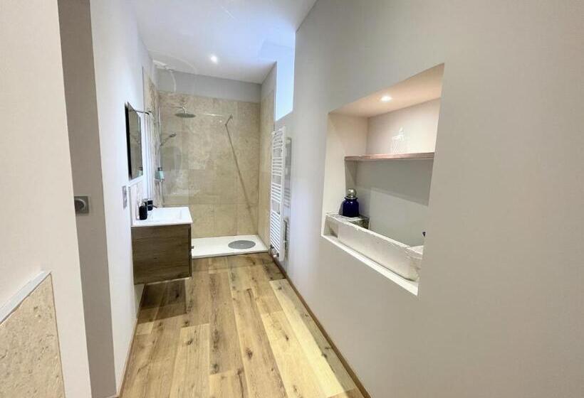 חדר סופריור עם מיטת קינג, Maison D Hôtes Le Couvent