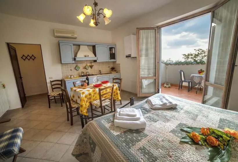 スタンダードスタジオ, Casa Vacanze Santa Caterina