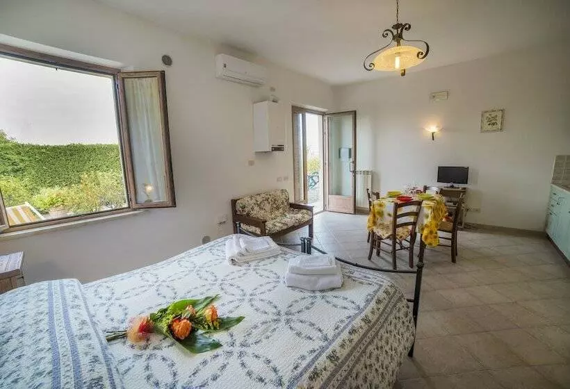 スーペリアスタジオ, Casa Vacanze Santa Caterina