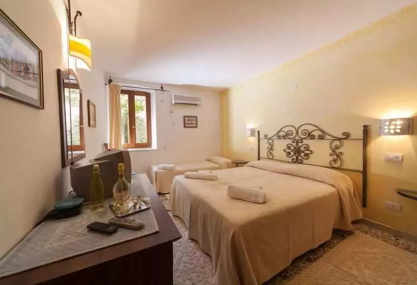 スタンダードトリプルルーム, Su Ghindalu Guesthouse