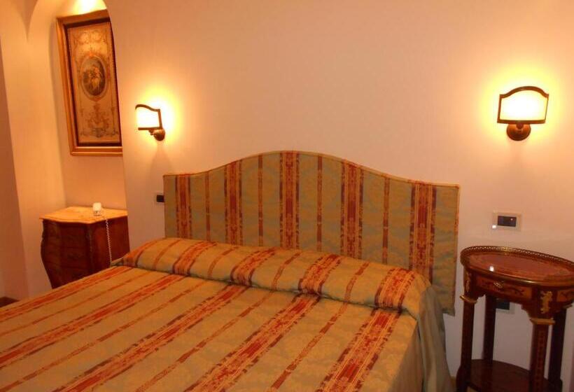 اتاق استاندارد, Al Teatro