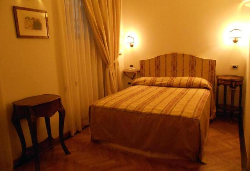 اتاق استاندارد, Al Teatro