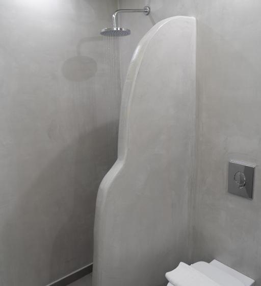 スタンダードスタジオ, Anna S