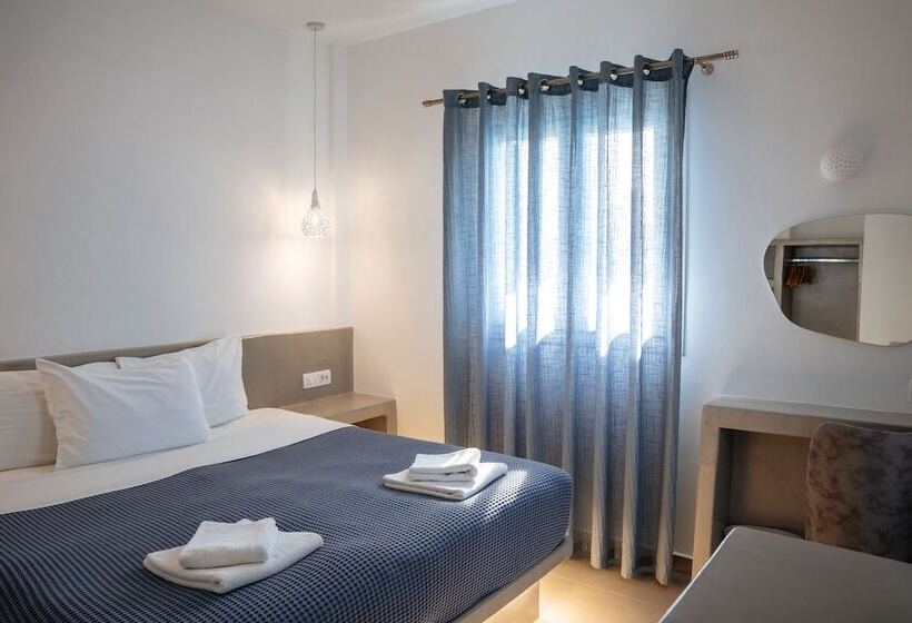 バルコニー付きデラックスルーム, Anna S