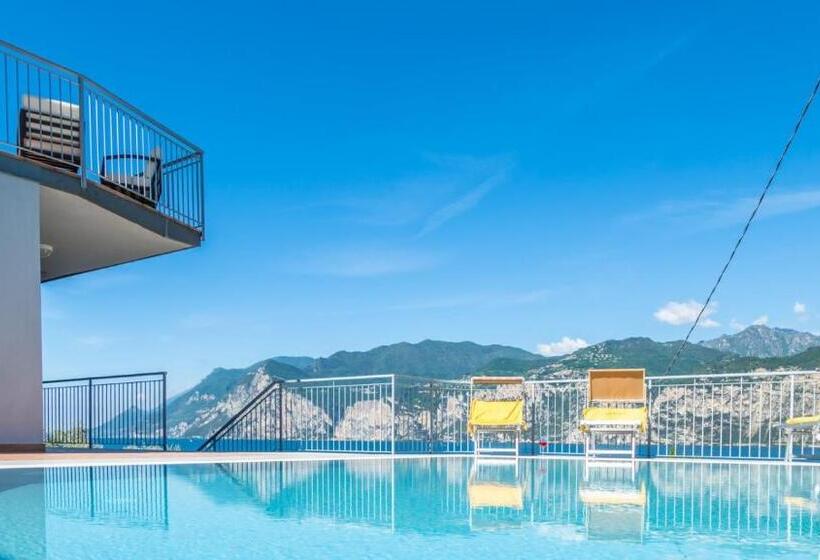 Семейный Номер Superior, Casa Marinella