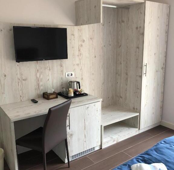 Номер Superior Вид на Бассейн, Casa Marinella