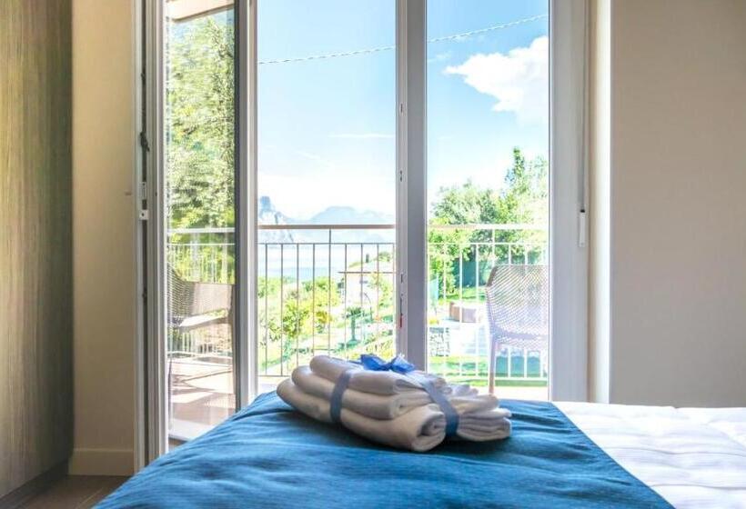 Номер Superior Вид на Бассейн, Casa Marinella