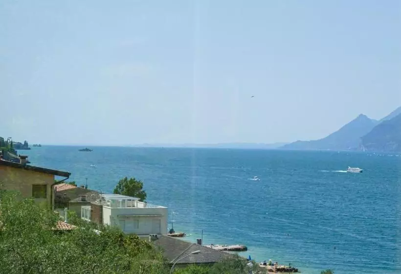Perhehuone, Casa Marinella