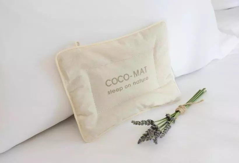 سوئیت خانواده 2 خوابه, Chloe Luxury