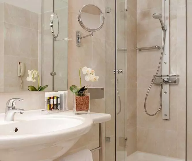 Superior room with lake view, Chloe Luxury