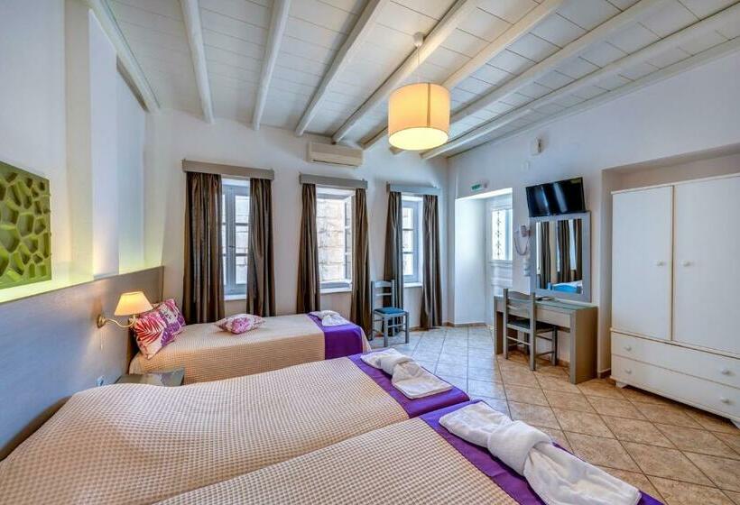 آپارتمان 1 خوابه با چشمانداز جانبی دریا, Ethrion