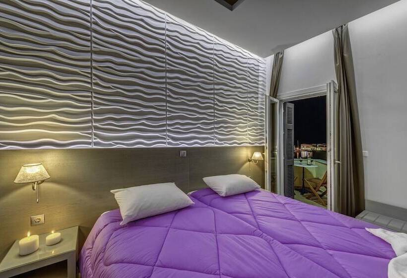 اتاق سوپریور با چشمانداز دریا و بالکن, Ethrion