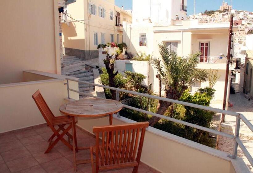 اتاق استاندارد با چشمانداز شهر, Ethrion