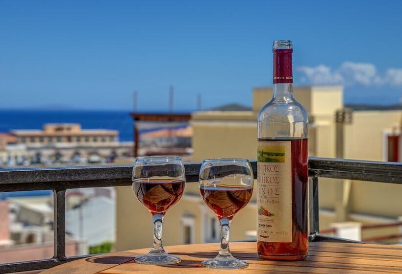 اتاق سوپریور با چشمانداز دریا و بالکن, Ethrion