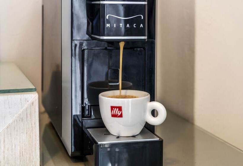 2 Bedrooms Suite Sea View, Ethrion