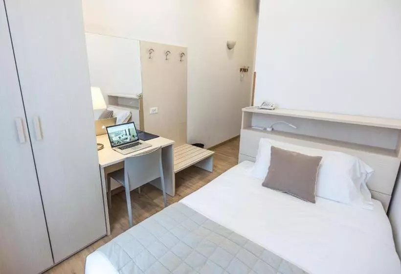 اتاق استاندارد یک نفره, Nuovo Albergo Centro