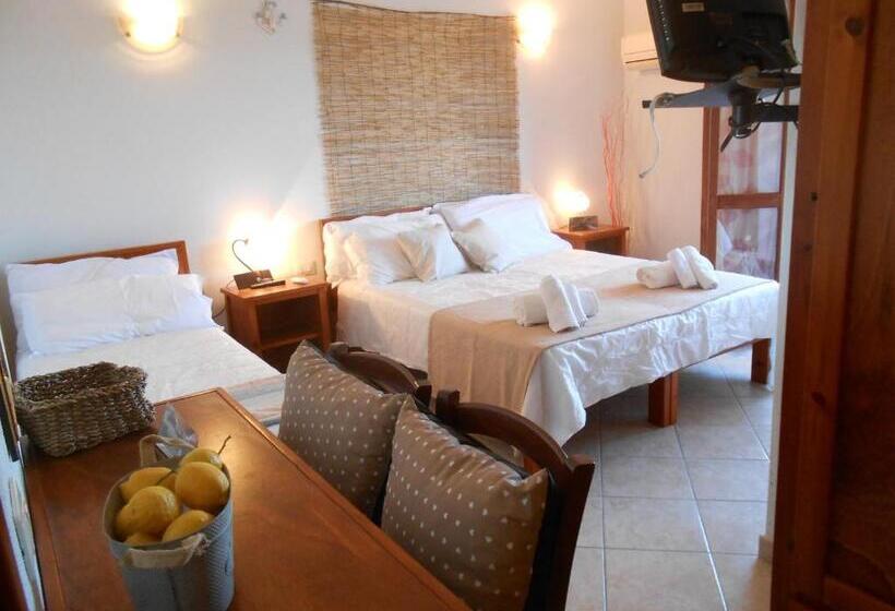 חדר סטנדרט עם מרפסת, Velasole