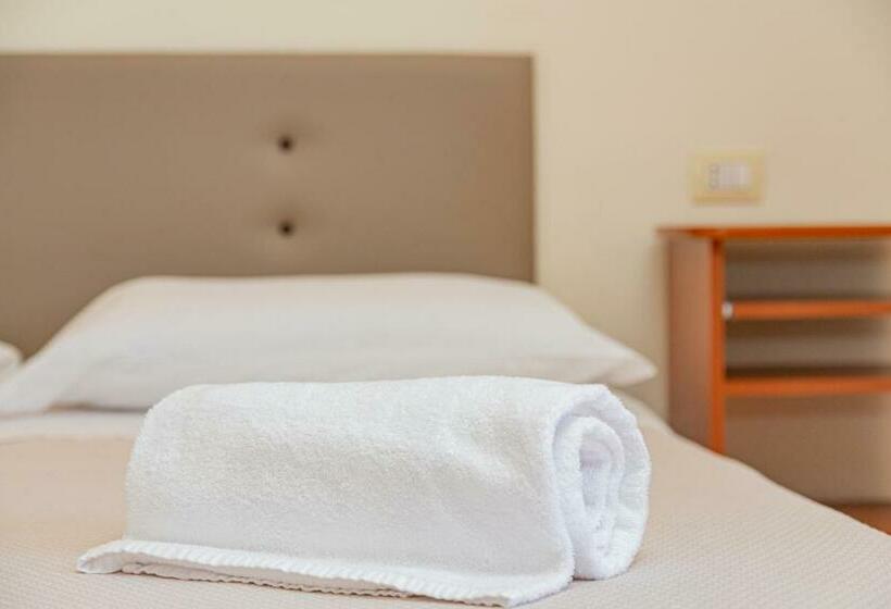 Трежместный Номер Economy, Villa Piras