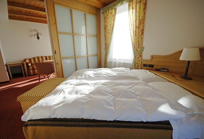 סוויטת ג'וניור, Wellness E Resort Stella Delle Alpi