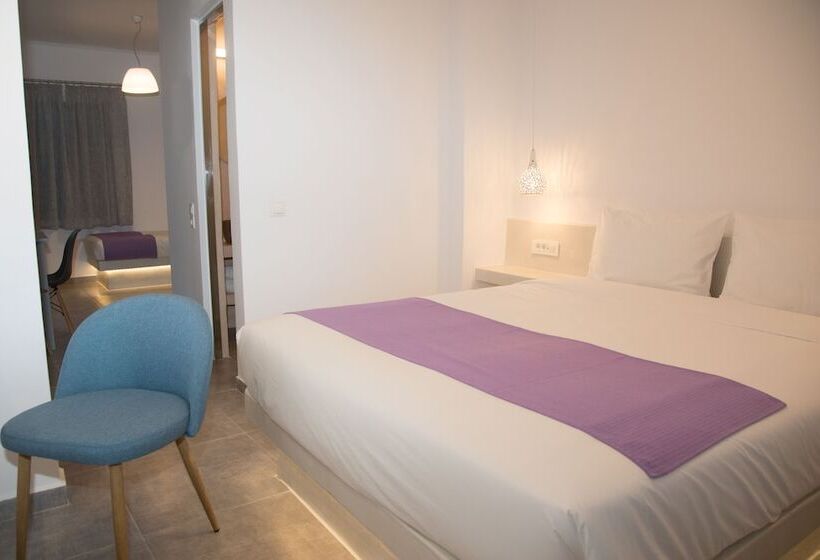 스탠다드 스튜디오, Markakis Studios Fira Town