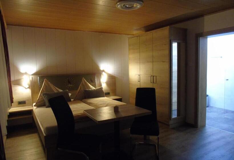 غرفة قياسية مطلة على الجبل, Pension Sonnleitner