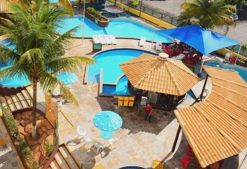 Perhesviitti, Flat Com Parque Aquático