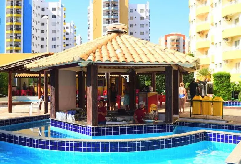 Perhesviitti, Flat Com Parque Aquático