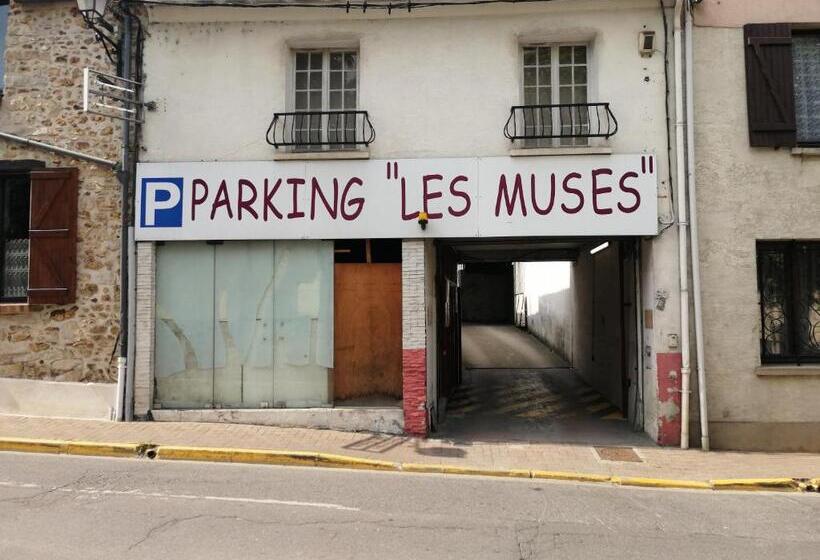 침실 2개 아파트, Welcome Home