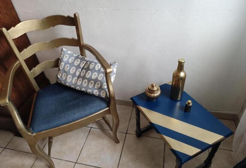 标准房带园景, Bleu Bonheur