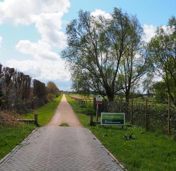 Quarto Quádruplo Estandar, Polderlodge