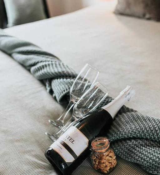 اتاق لوکس, Vida Verde