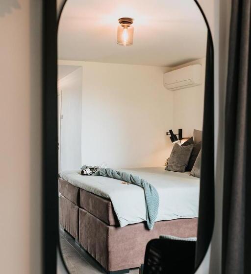 اتاق لوکس, Vida Verde