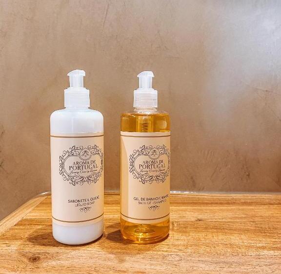 اتاق استاندارد, Captain Cook Ahoy