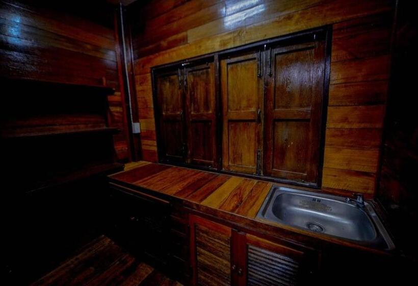 شاليه سوبيريور غرفة نوم واحدة, Mrk Resort & Massage