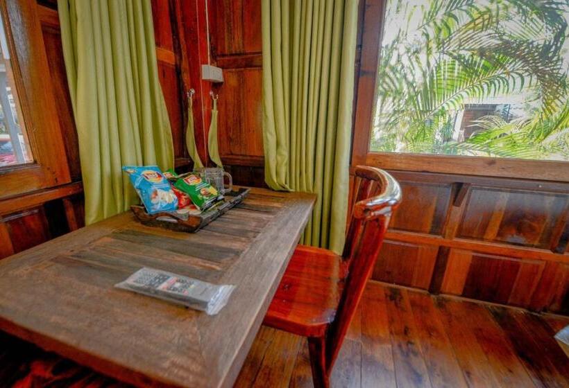 شاليه سوبيريور غرفة نوم واحدة, Mrk Resort & Massage