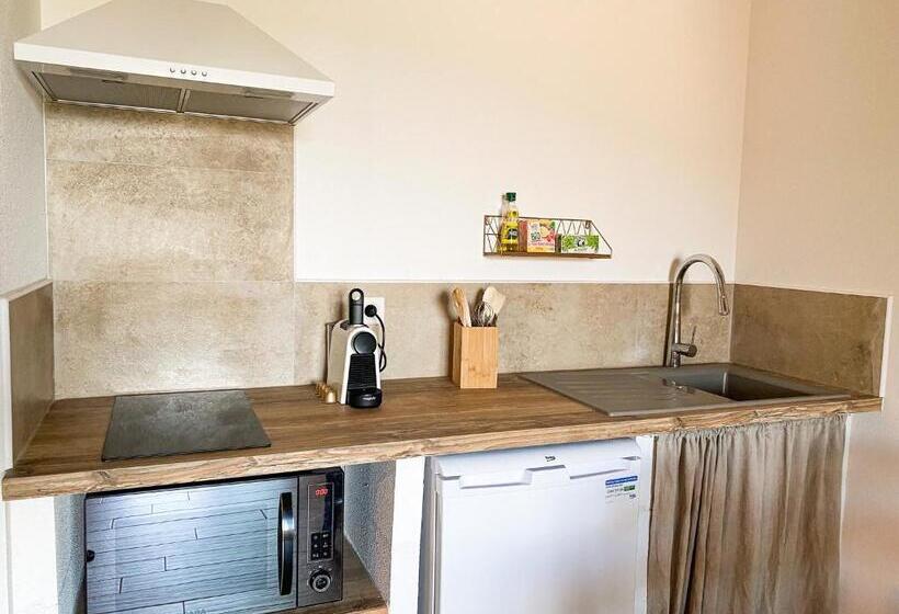 Студио Стандарт Вид на Сад, Oro Biancu