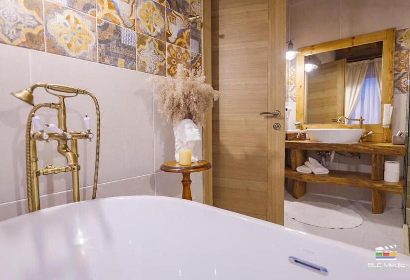 带阳台的豪华间, Casa Baciu Colacu