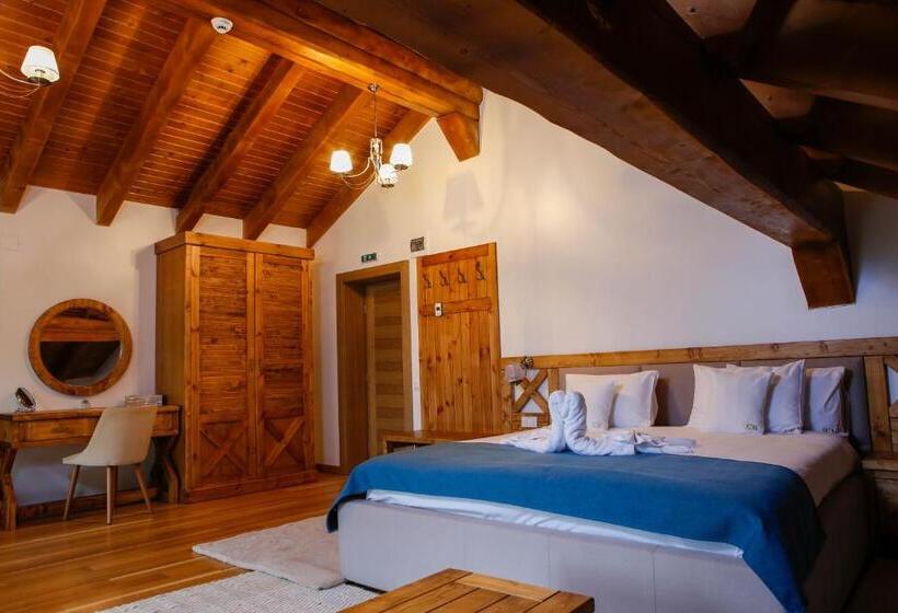اتاق لوکس با بالکن, Casa Baciu Colacu