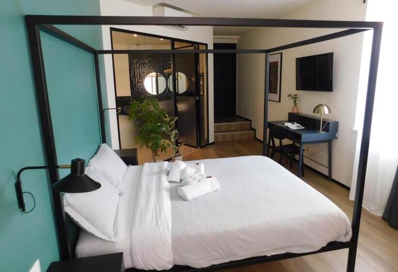 سوئیت با وان آب گرم, Piumaviola Beds & Apartments