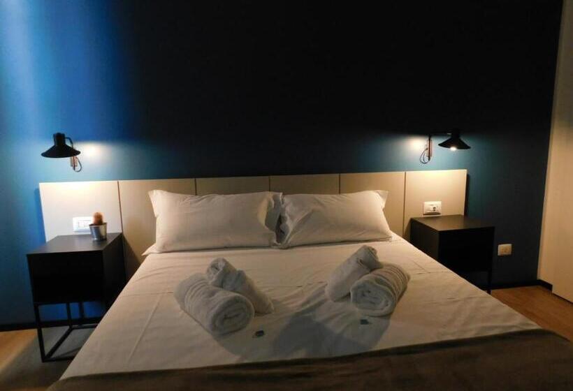 اتاق استاندارد سه نفره, Piumaviola Beds & Apartments