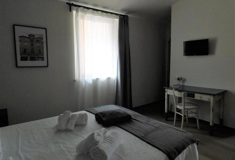 اتاق استاندارد, Piumaviola Beds & Apartments