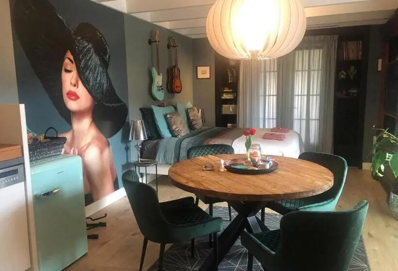 スタンダードルーム, B&b De Kamer