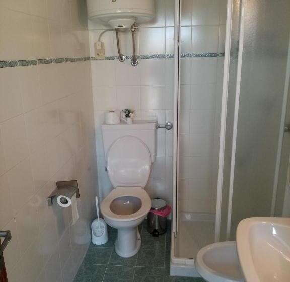 Студио Стандарт Вид на Сад, B&b La Marmotta