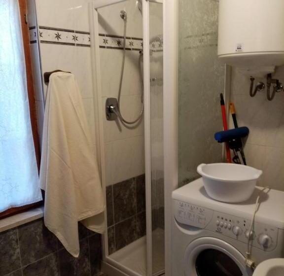 Четырехместный Номер Стандарт, B&b La Marmotta