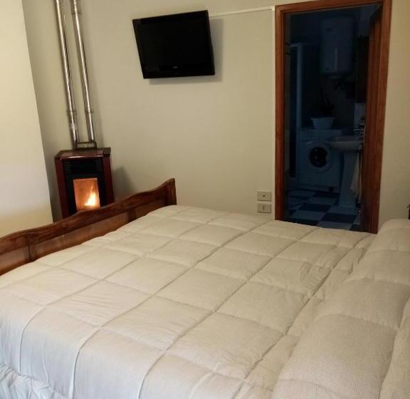 Четырехместный Номер Стандарт, B&b La Marmotta