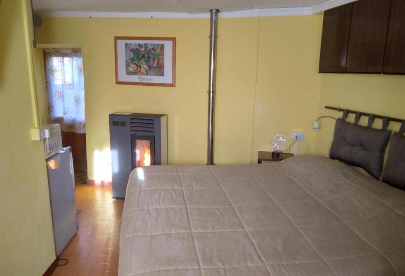 סטודיו סטנדרטי נוף לגינה, B&b La Marmotta