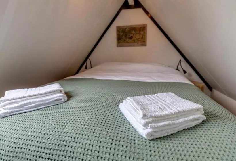 スタンダードルーム, B&b Larenstein Logeren In Een Tiny House