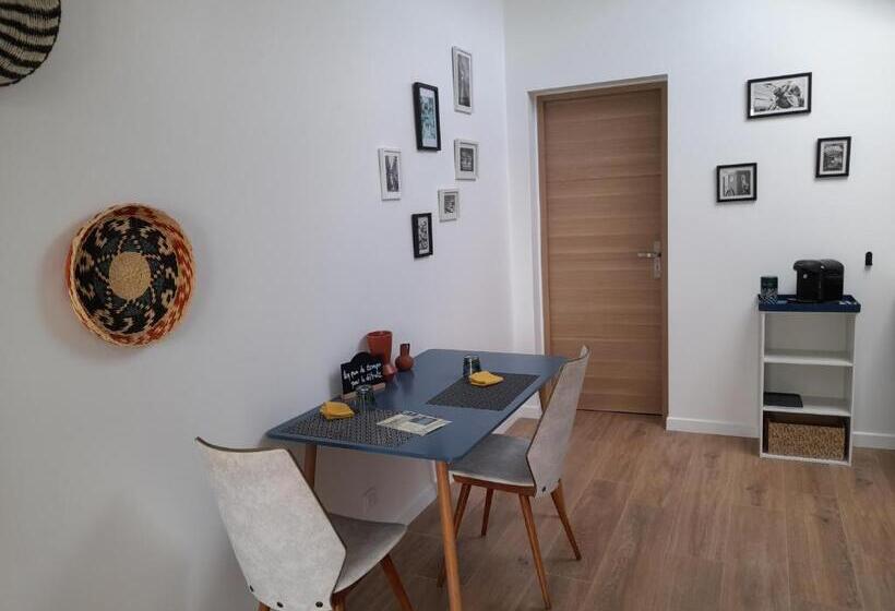 חדר לארבעה סטנדרטי עם נוף לגינה, Le Domaine Du Moulin 28